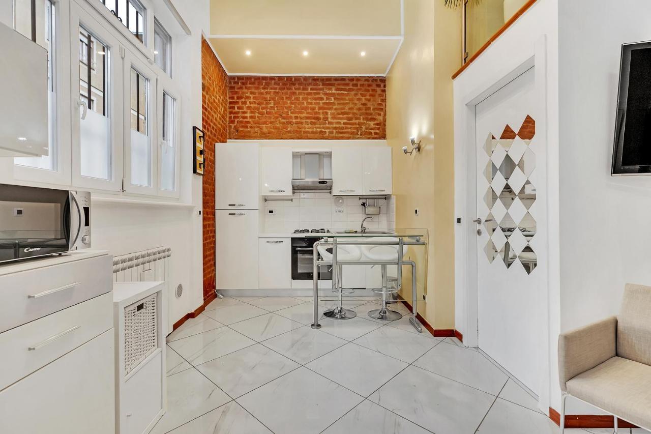 Stazione Centrale Ampio Loft Di Lusso Su 2 Livelli Milan Luaran gambar