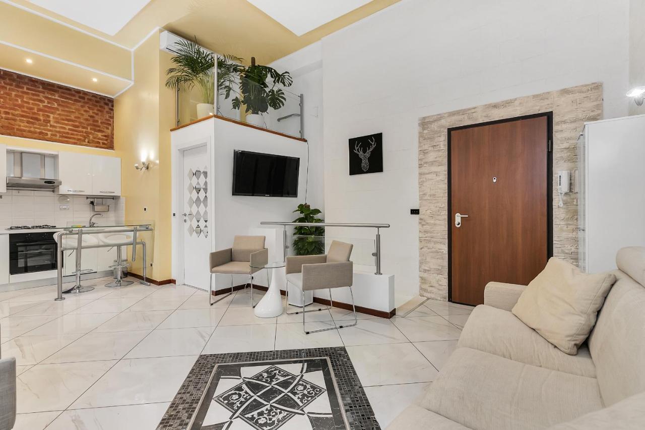 Stazione Centrale Ampio Loft Di Lusso Su 2 Livelli Milan Luaran gambar
